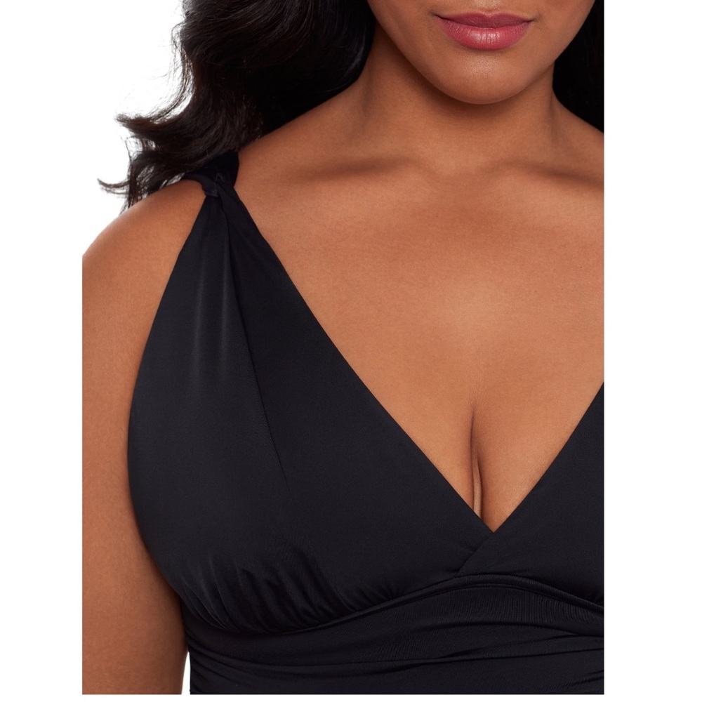 Time and Tru Modest Women's & Women’s Plus Black V Neck 1-PC Swimsuit M L XL 1X - Picture 4 of 13